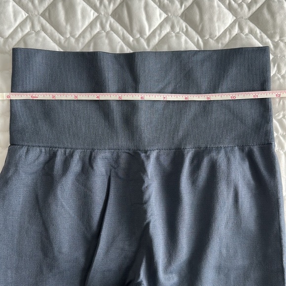 Halara Sculpt Leggings - 3 Pack - Picture 8 of 9